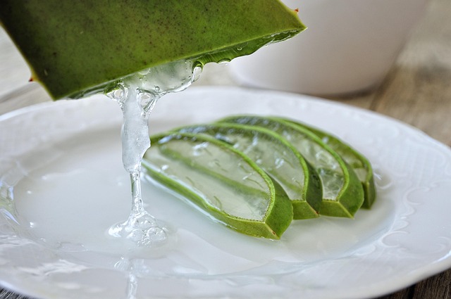 Best home remedies for shrinking acne scars