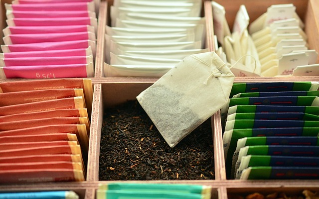 How to Use Tea Bags to Shrink Pimples